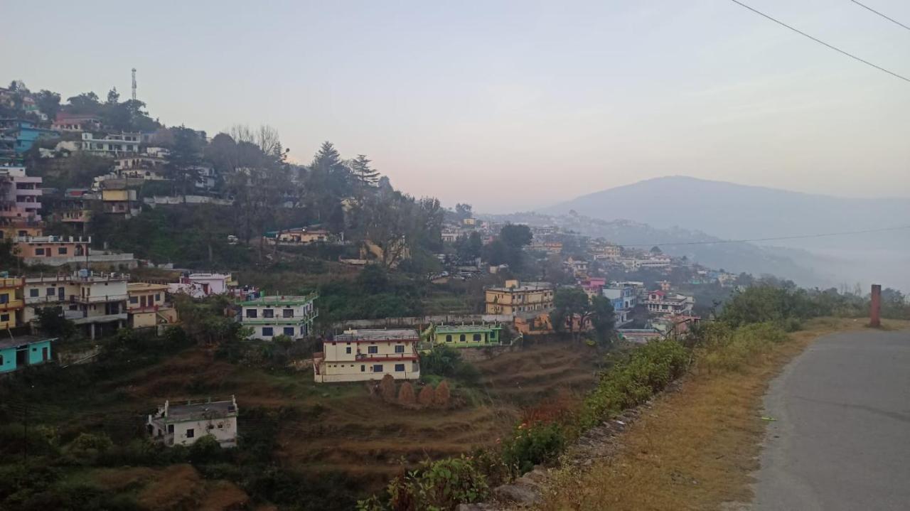 Goodwill Home Stay Алмора Екстер'єр фото