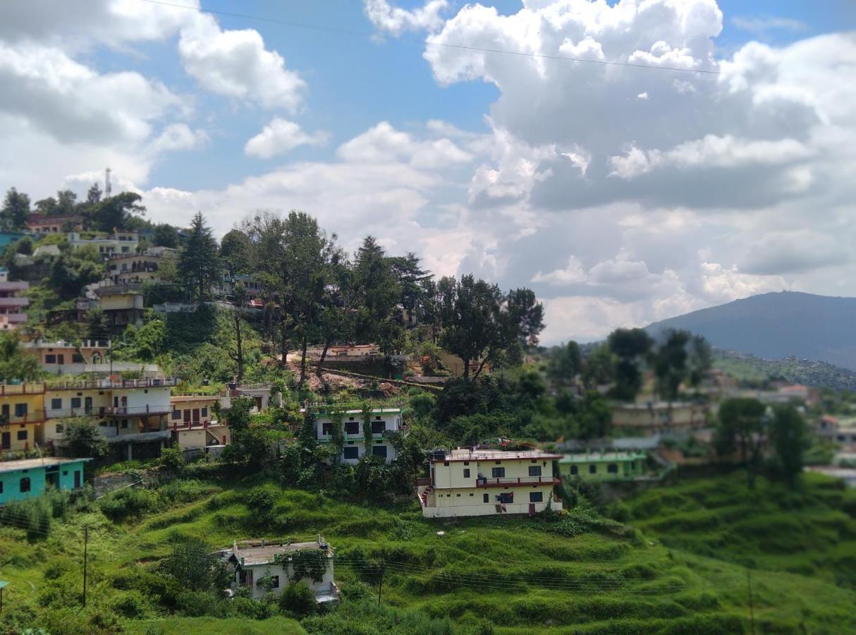 Goodwill Home Stay Алмора Екстер'єр фото